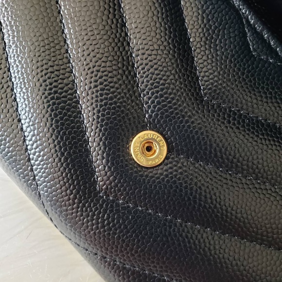 ❌SOLD❌Saint Laurent black wallet - Picture 5 of 14